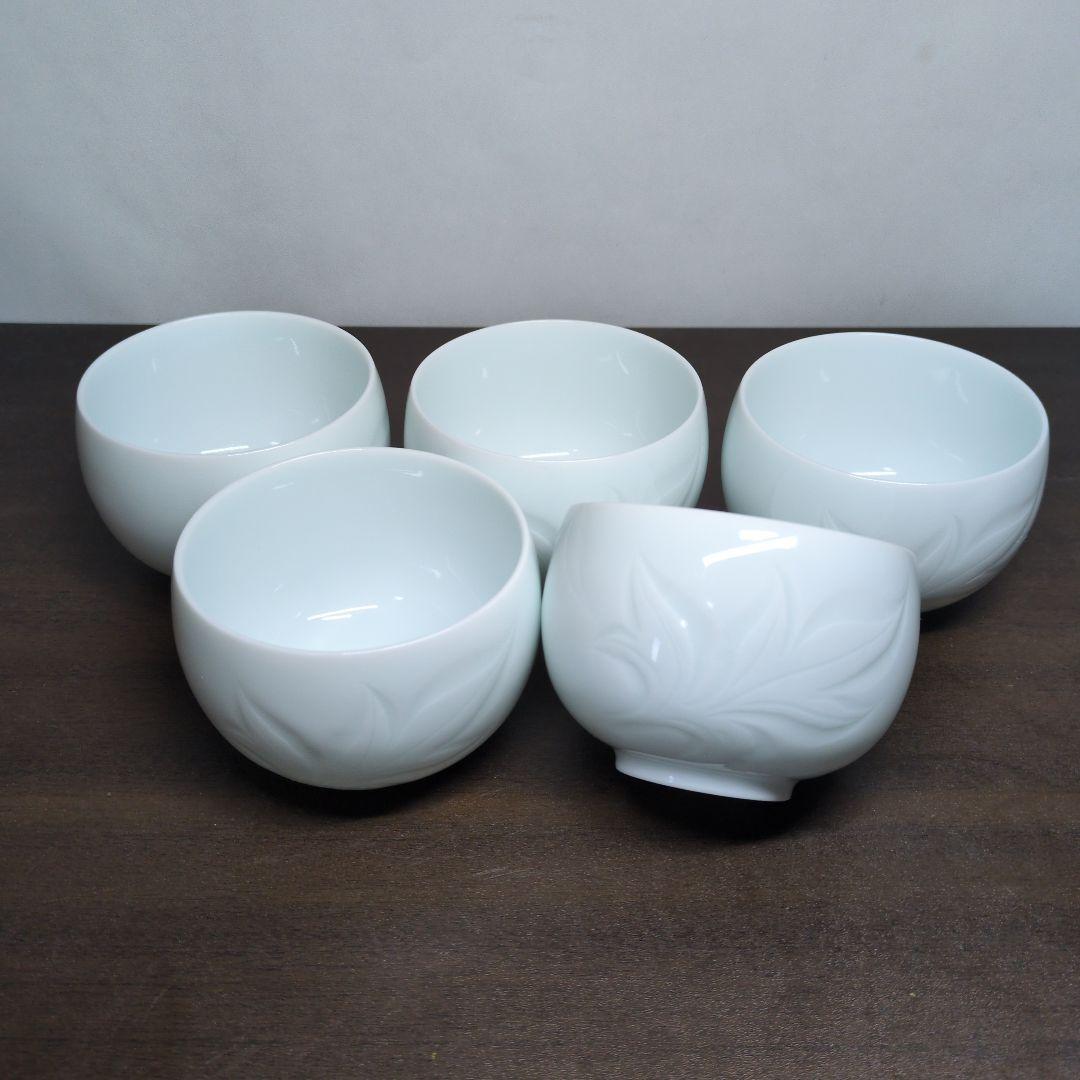 人間国宝 井上萬二 作 白磁 彫文 菓子鉢＆湯呑 三客 ＆