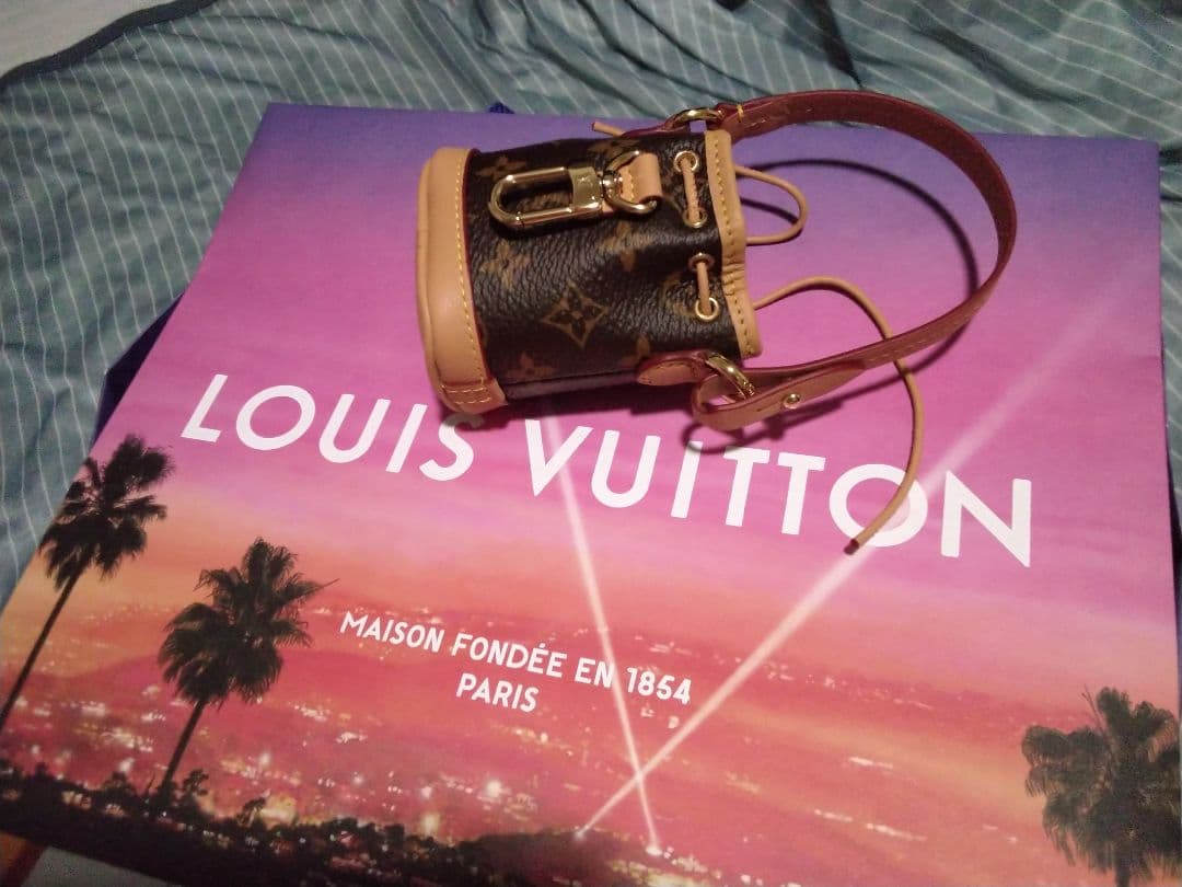 ルイヴィトン モノグラム マイクロミニミニ レア ポシェットホルダー