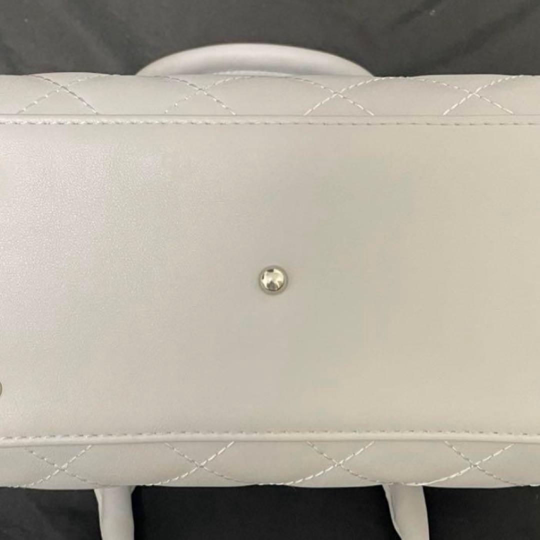 pium ハートポーチ付きキルティングボストンバッグ