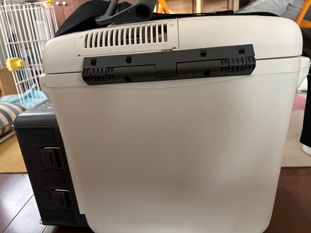 HIKOKI 冷温庫 2出力ポート付き