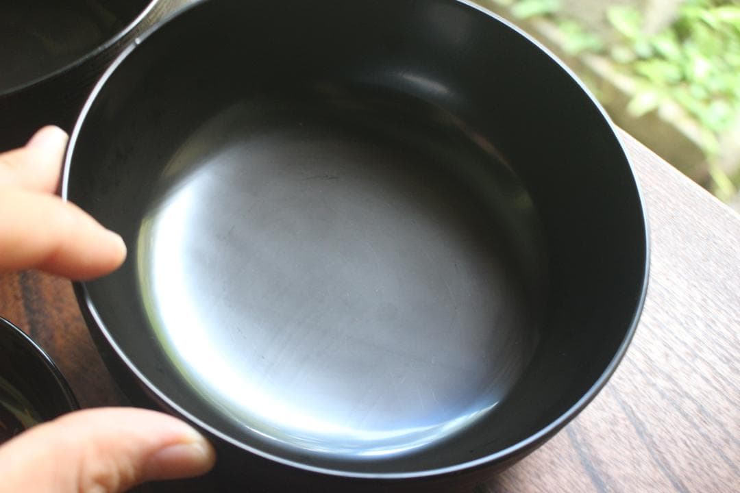 デッドストック！極上糸目黒漆に風情ある吹寄せ蒔絵の映える大椀2点（検輪島塗雑煮椀