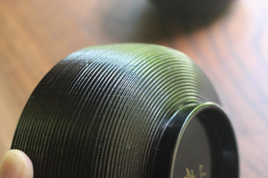 デッドストック！極上糸目黒漆に風情ある吹寄せ蒔絵の映える大椀2点（検輪島塗雑煮椀