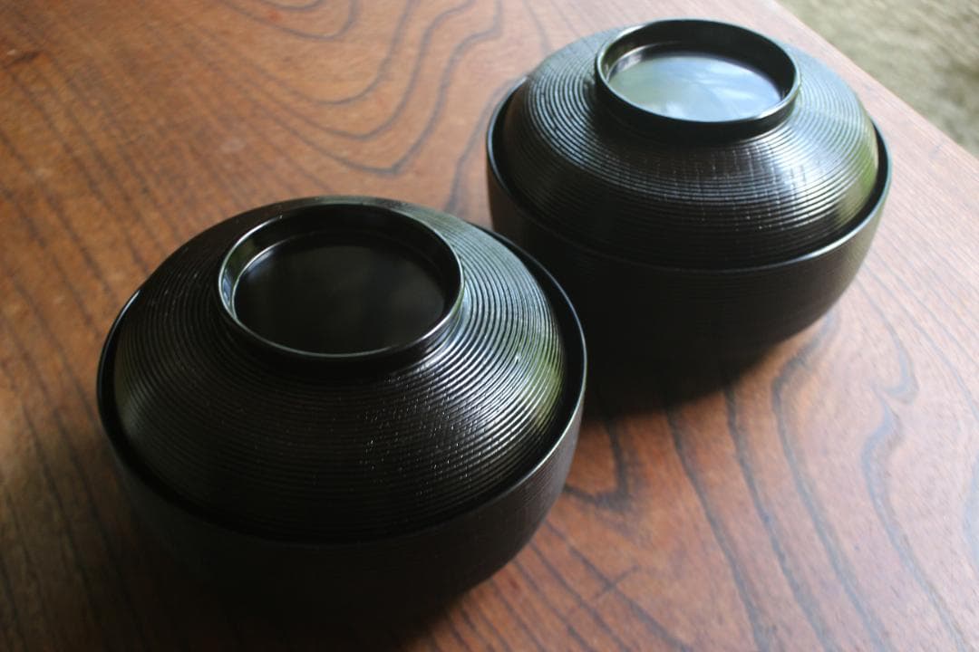 デッドストック！極上糸目黒漆に風情ある吹寄せ蒔絵の映える大椀2点（検輪島塗雑煮椀