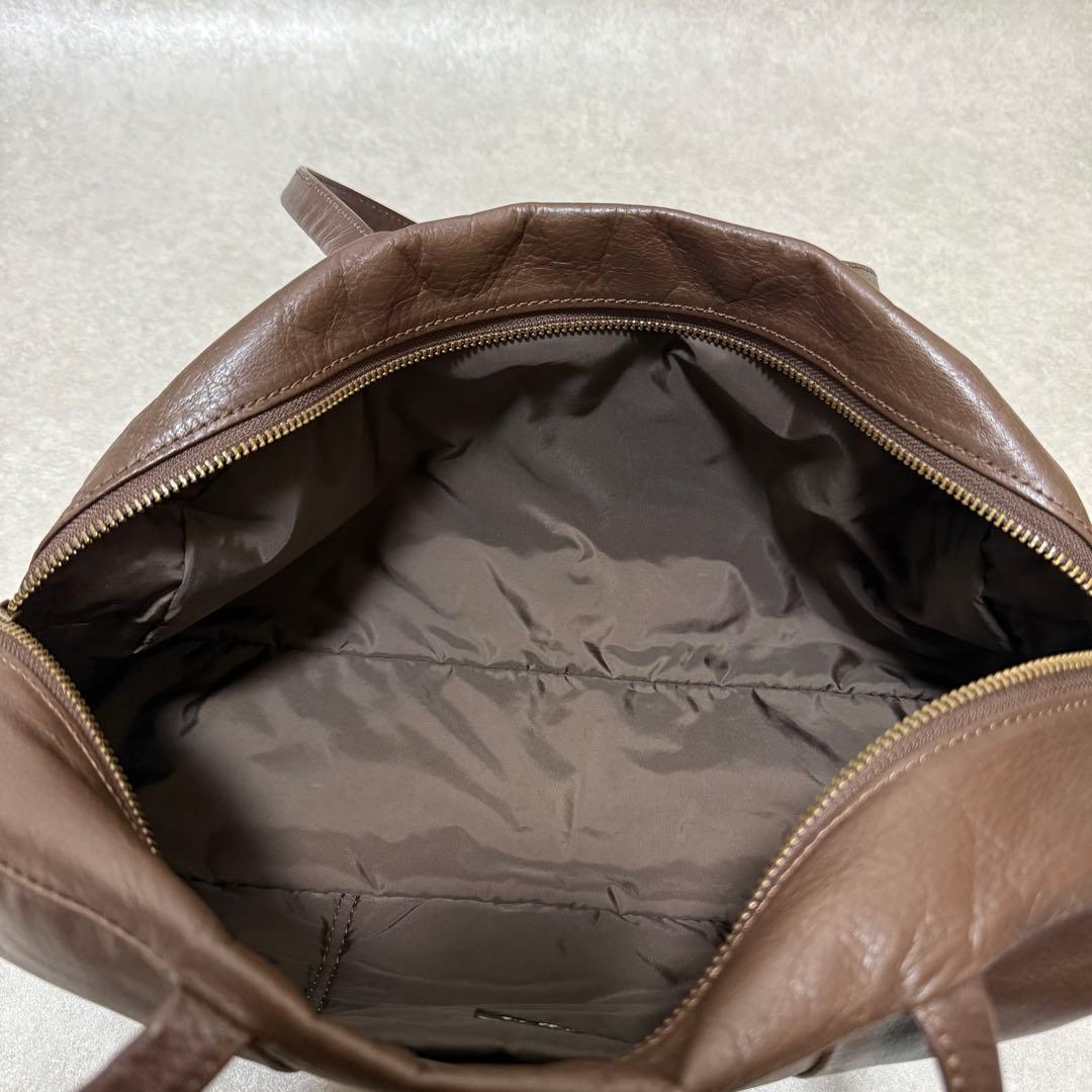 「がんばりどきも私らしく」一田憲子さんとつくったラウンドレザーバッグブラウン