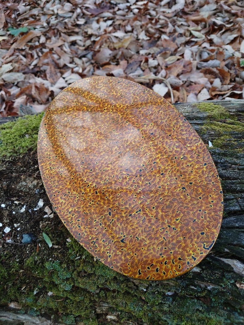 美術工芸　漆工芸　宝箱　木製　くり抜き　展示会で購入　大ぶり厚み　底に浅い筋傷