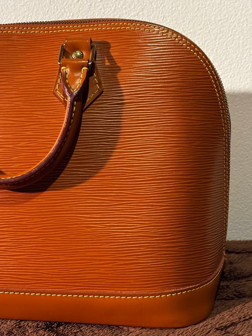 LOUIS VUITTON ルイヴィトン アルマ 2Wayハンドバッグ エピ