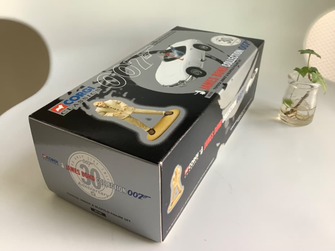 007　ボンドカー　トヨタ2000GT コーギー　フィアット　アルファロメオ