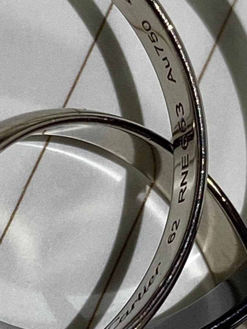 cartier トリニティブラックセラミックＭＭ３連リングＫ１８ホワイトゴールド