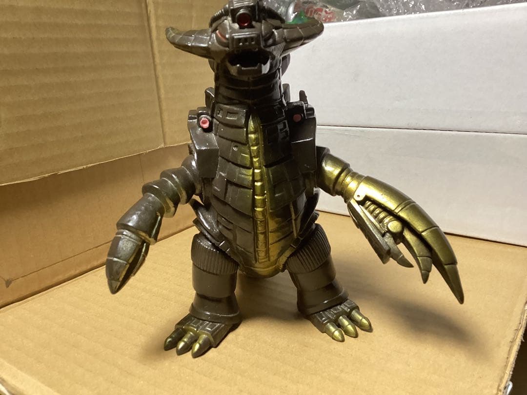 バンダイ 旧ウルトラ怪獣シリーズ 1984初版グランドキング 現状現品