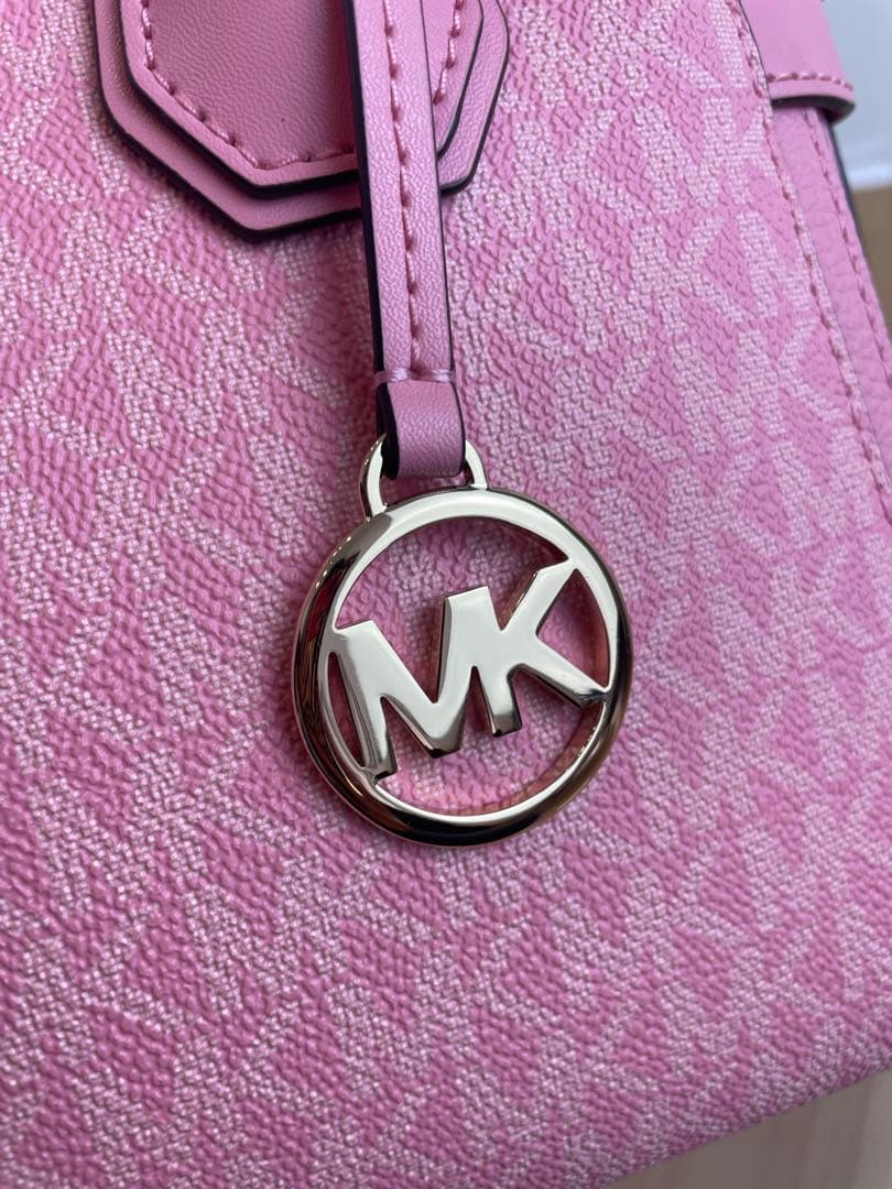 MICHAEL KORS レディース　ボディー　バッグ　財布　セット　ピンク