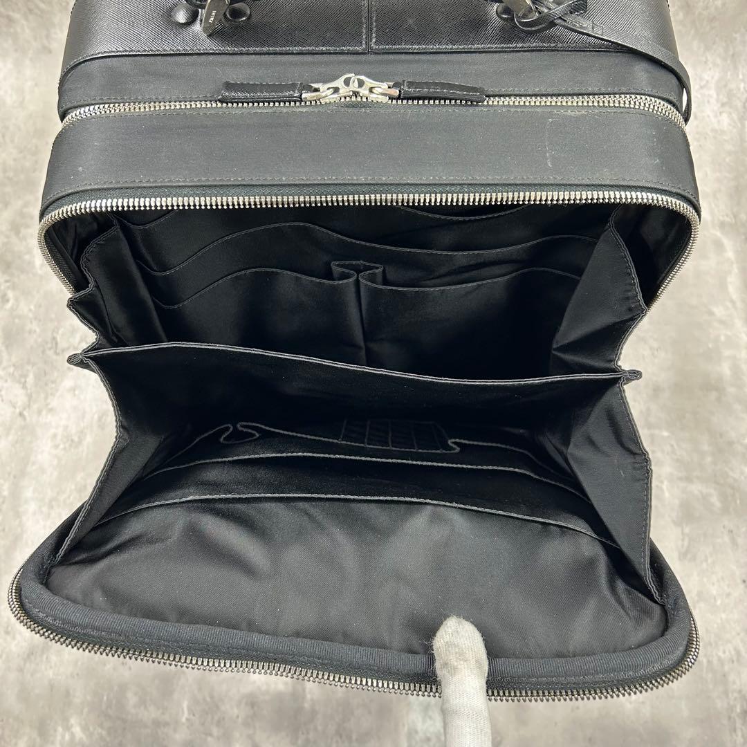 保存袋・南京錠付】 プラダ キャリーケース 2室 スーツケース 三角ロゴ