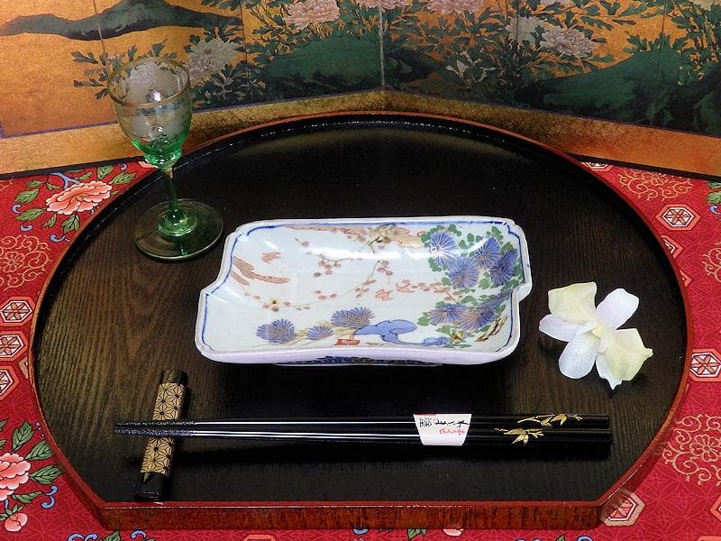 古伊万里 染錦 梅に菊 松に短冊の図 変形長皿 5