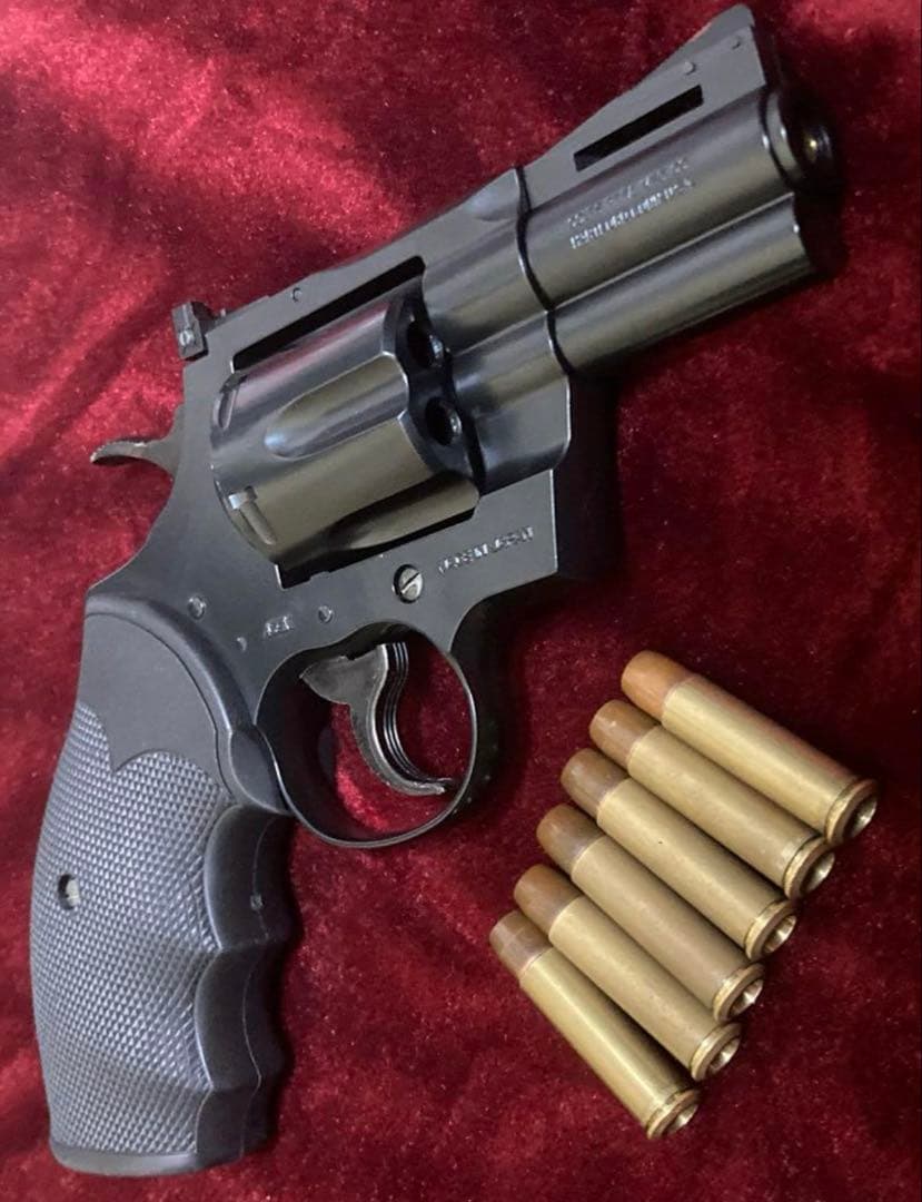 コルトパイソン2.5 ㌅後期型　リアルカートマルイガスリボルバー