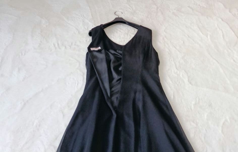 東京ソワール　COCCO LUSSI　13号 大きいサイズ　マザーズドレス　黒