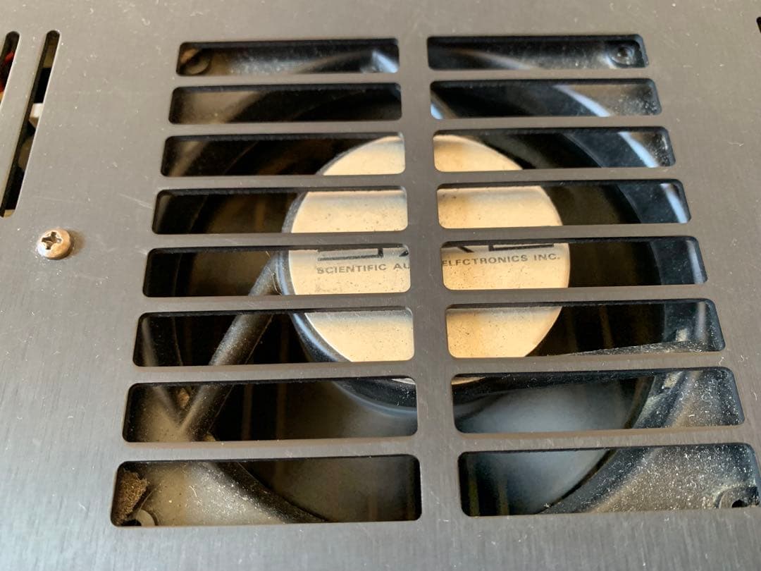 sae 2400L パワーアンプ 通電確認のみジャンク