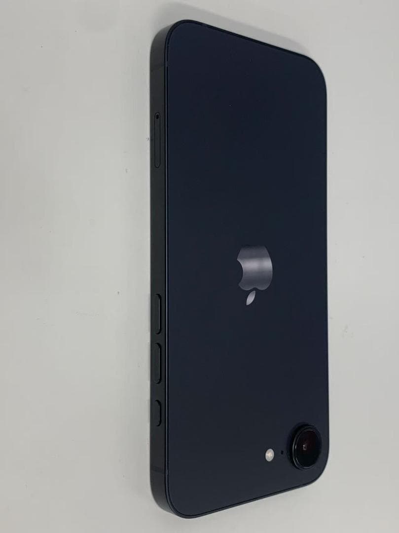iPhone 16e 128GB Black simフリー バッテリー100%