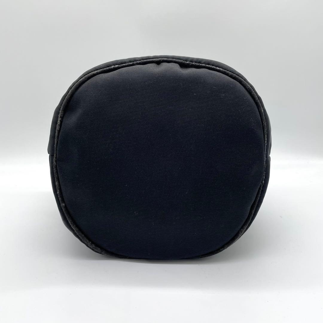 【美品】フェンディ　ミニトート　ハンドバッグ　ナイロン　バケット型　ロゴライン