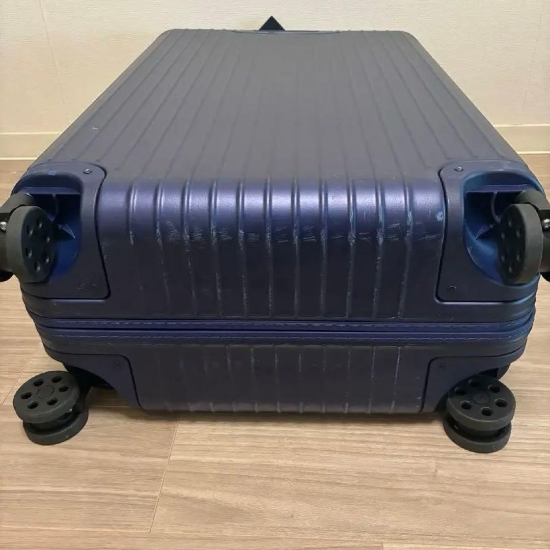 リモワエッセンシャルチェックインL 85L ネイビー海外用