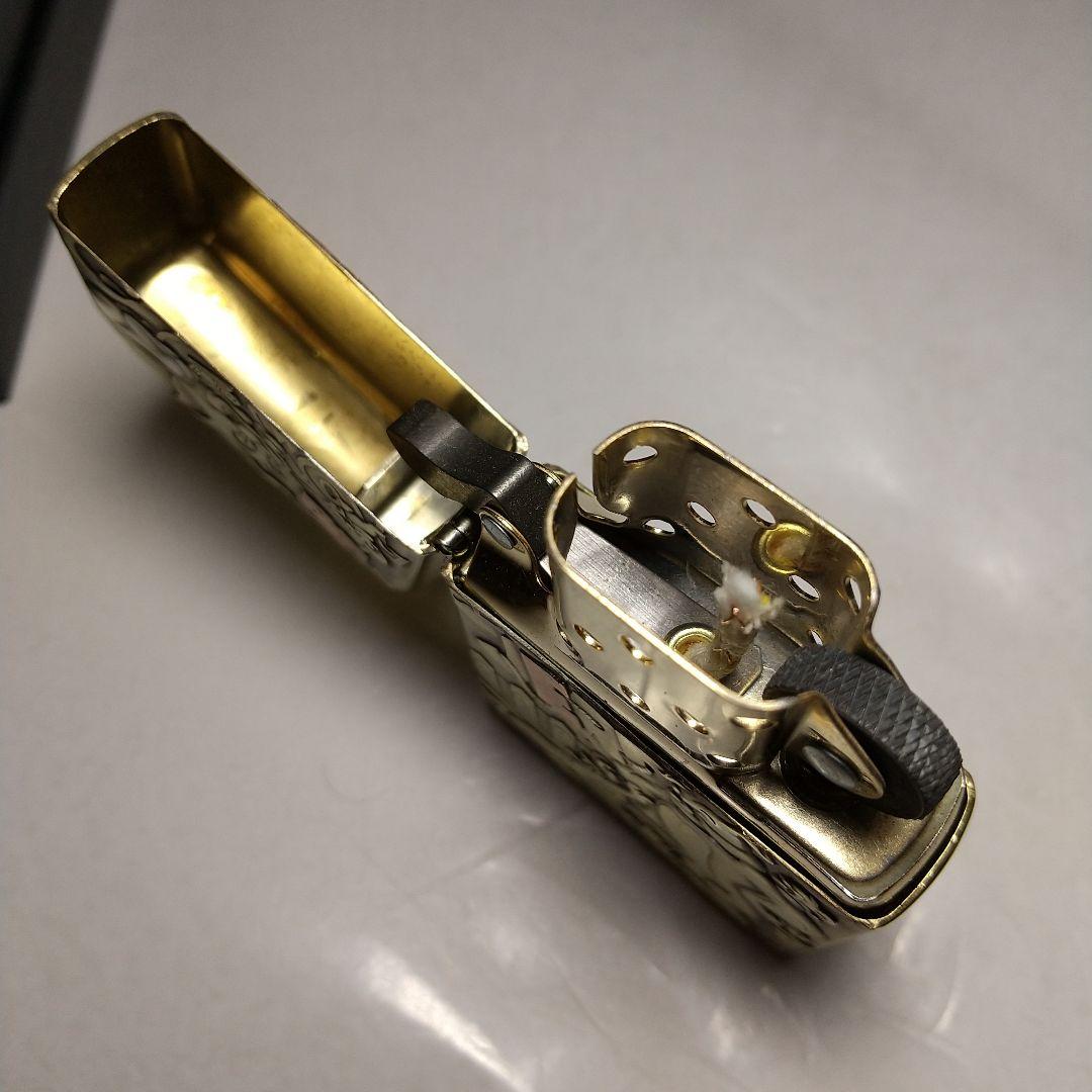 ZIPPO ライター トム・アンド・ジェリー アーマー 浮き彫り 送料無料