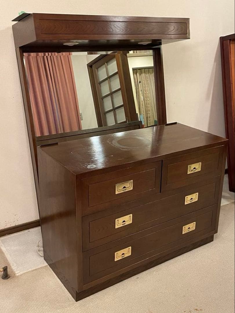 希少カリモク最高ランクのドマーニ チェスト