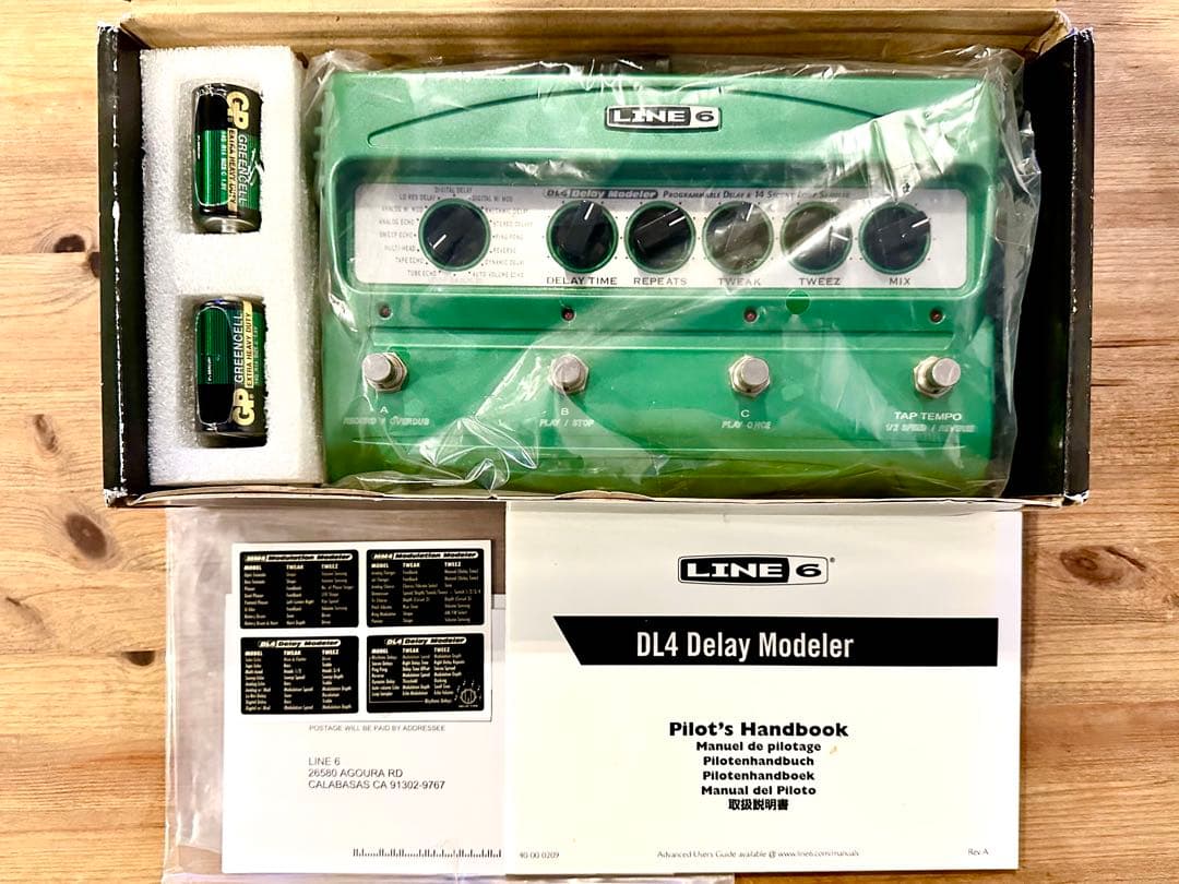 LINE6 DL4 Delay Modeler●生産終了●箱・取説 DL4 - Stompbox Modelers - Line 6 Japan