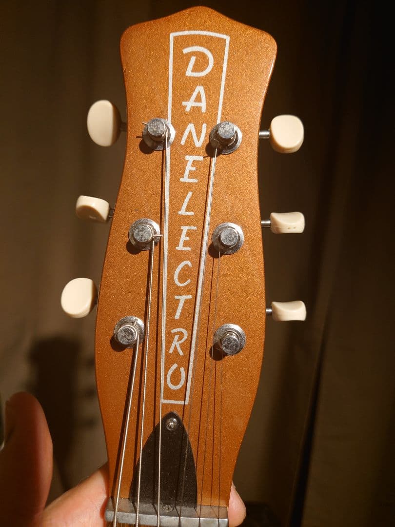 Danelectro エレキギター ブラウン？改造済オレンジドロップ