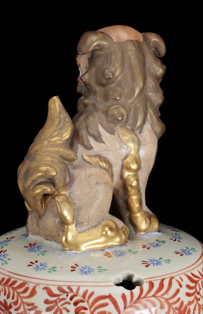 薩摩焼 丸十字家紋 金襴手色絵金彩 武者人物図 獅子摘 三足香炉