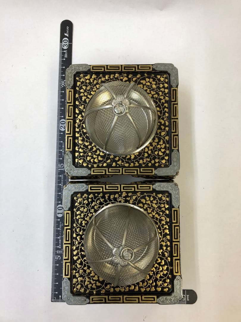 雛道具 金蒔絵 木製 ミニ火鉢 唐草模様 アンティーク 御殿火鉢