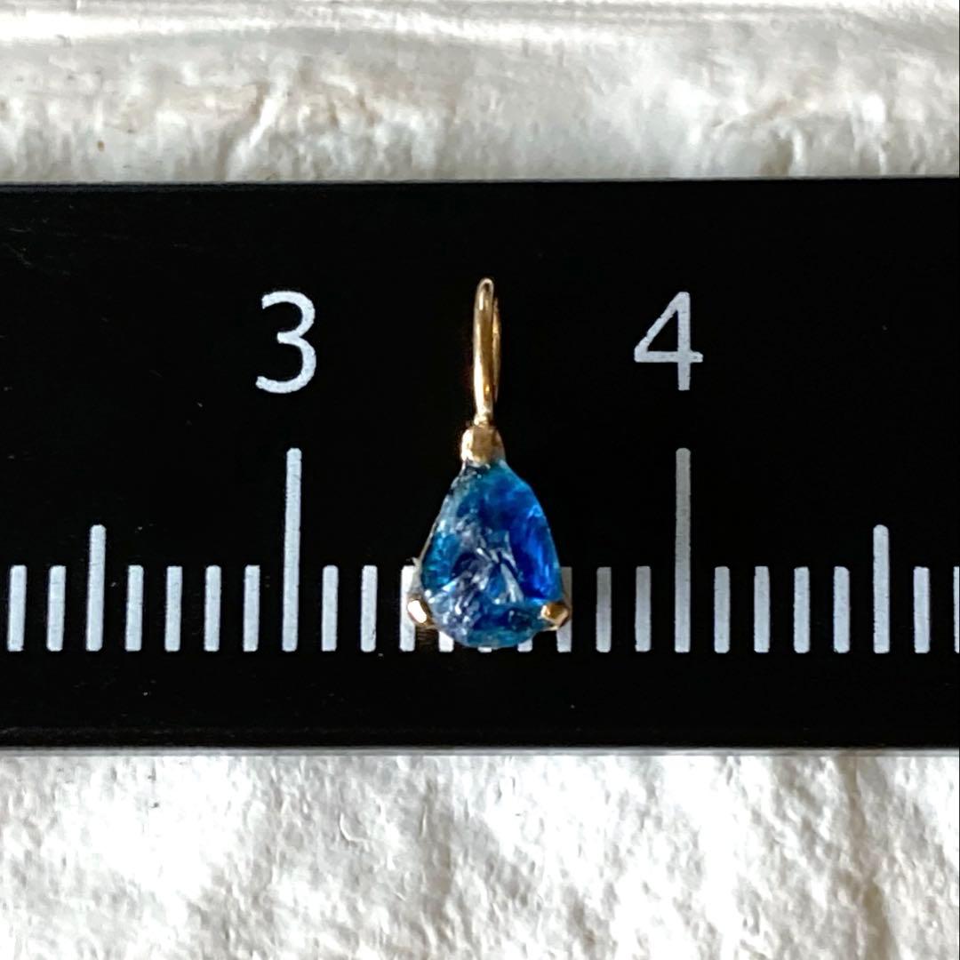 ユークレース原石10金ペンダントトップ（ペアシェイプ）