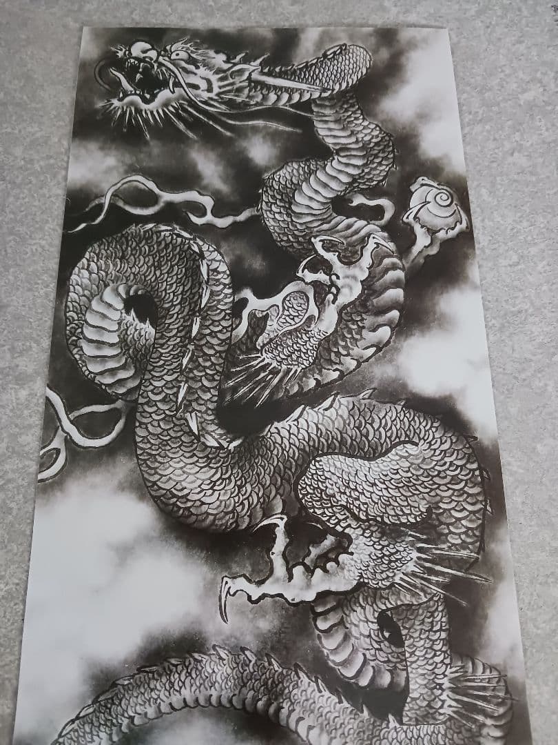 加藤龍山　日本画「松に赤富士」と水墨画昇龍のポスターのセット