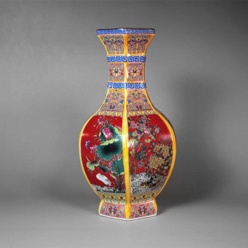 蒔絵琺瑯の六方花瓶 景徳鎮 陶磁器 装飾品 現代工芸品 美術品 置物