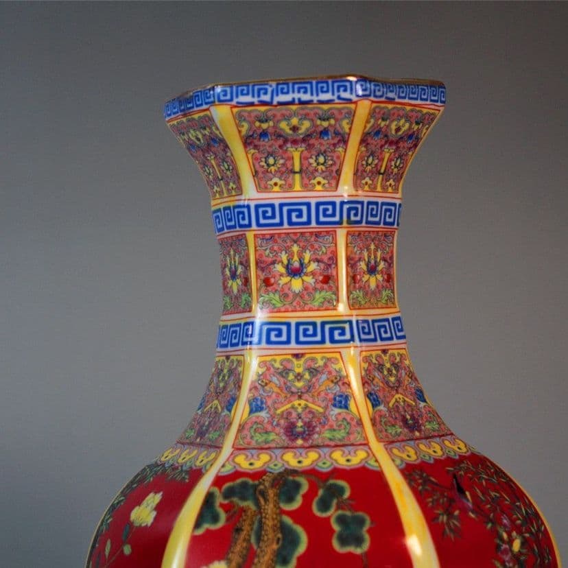 蒔絵琺瑯の六方花瓶 景徳鎮 陶磁器 装飾品 現代工芸品 美術品 置物