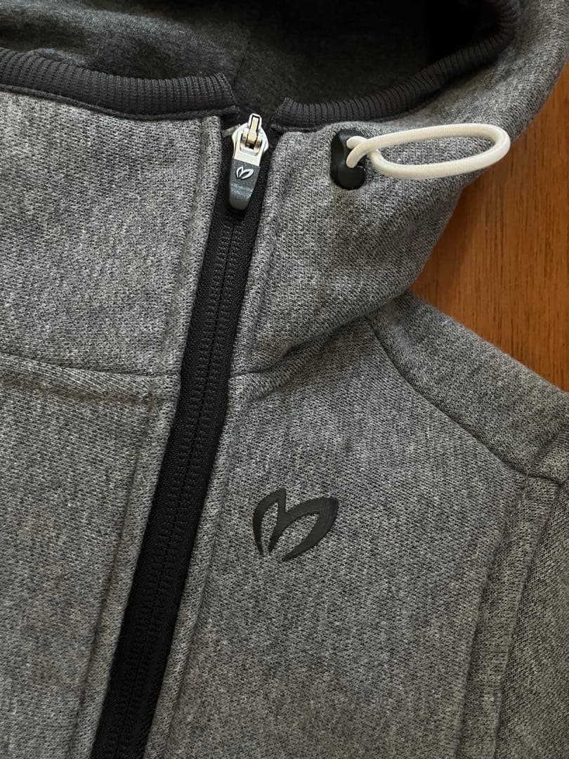 み*ゆ様 マスターバニー ジャケット パーカー 裏起毛 冬 グレー