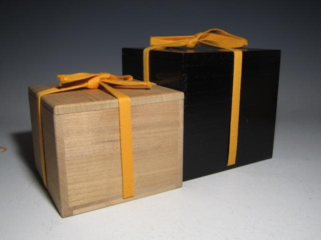 楽吉左衛門 十四代 覚入 黒「涼風」共箱 即中斎花押 k561