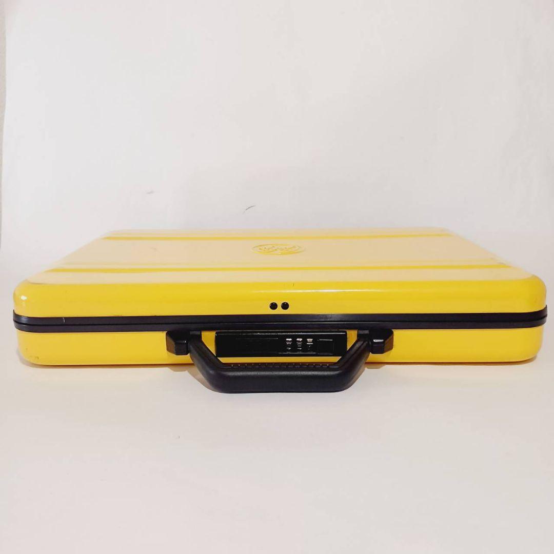 ゼロハリバートン ムーンアイズ アタッシュケース 世界限定 30/150 黄色