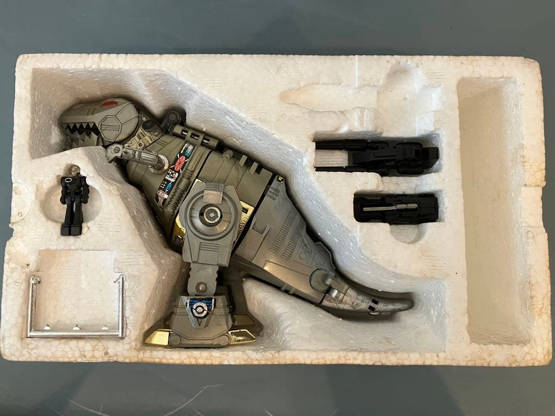 IM_GRIMLOCK_SDCC_01.jpg トランスフォーマーg1 グリムロック