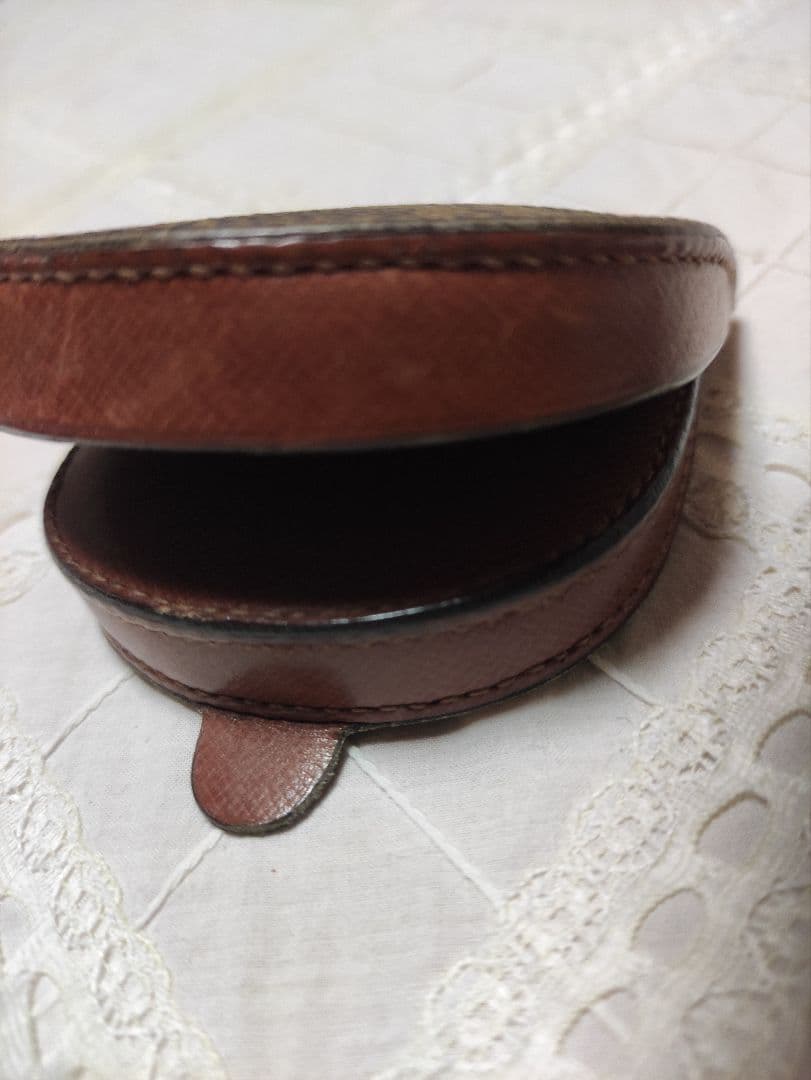 Louis Vuitton モノグラム ケース フランス製　Paris