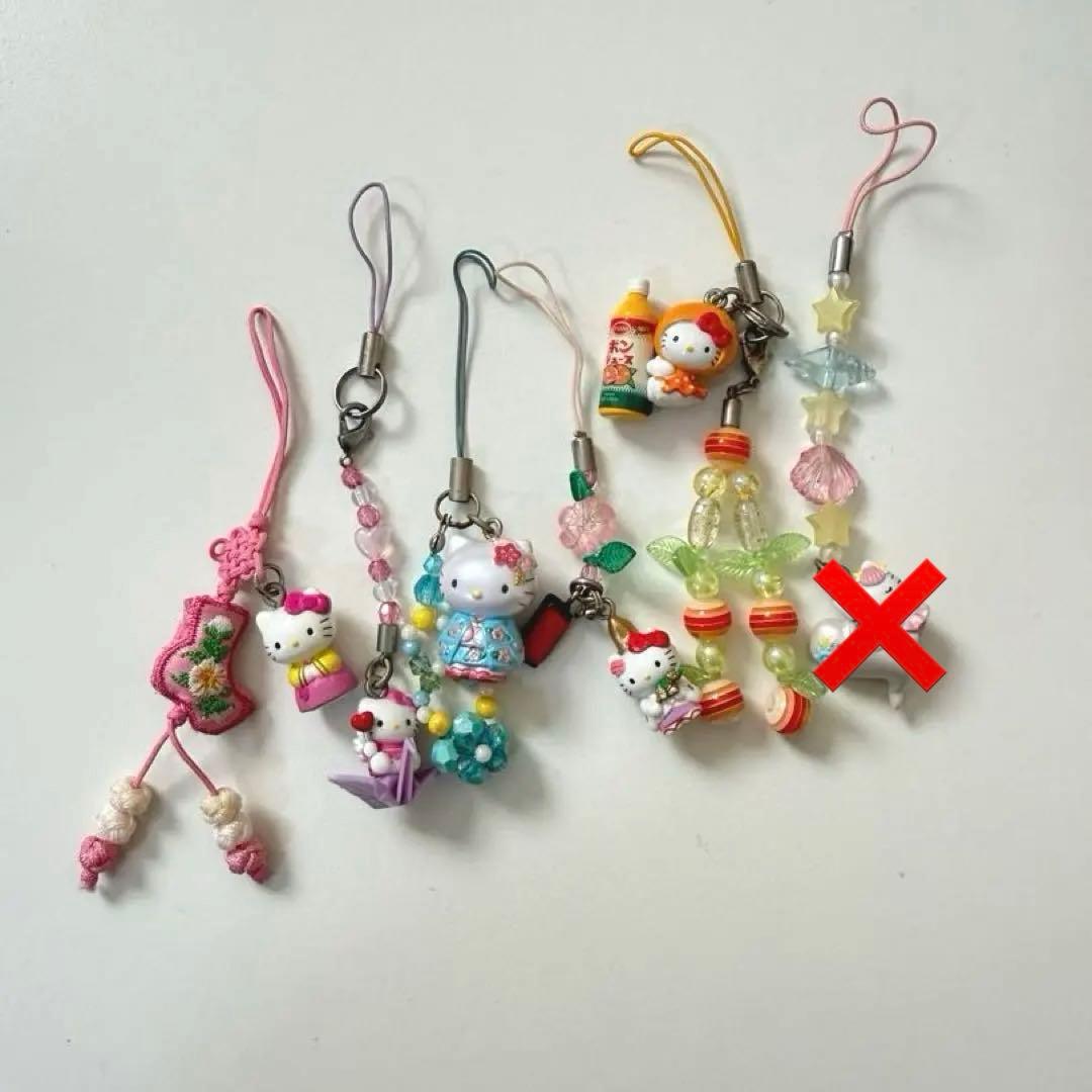 HELLO KITTY Key chain ご当地キティ キーホルダー ⭐️71個