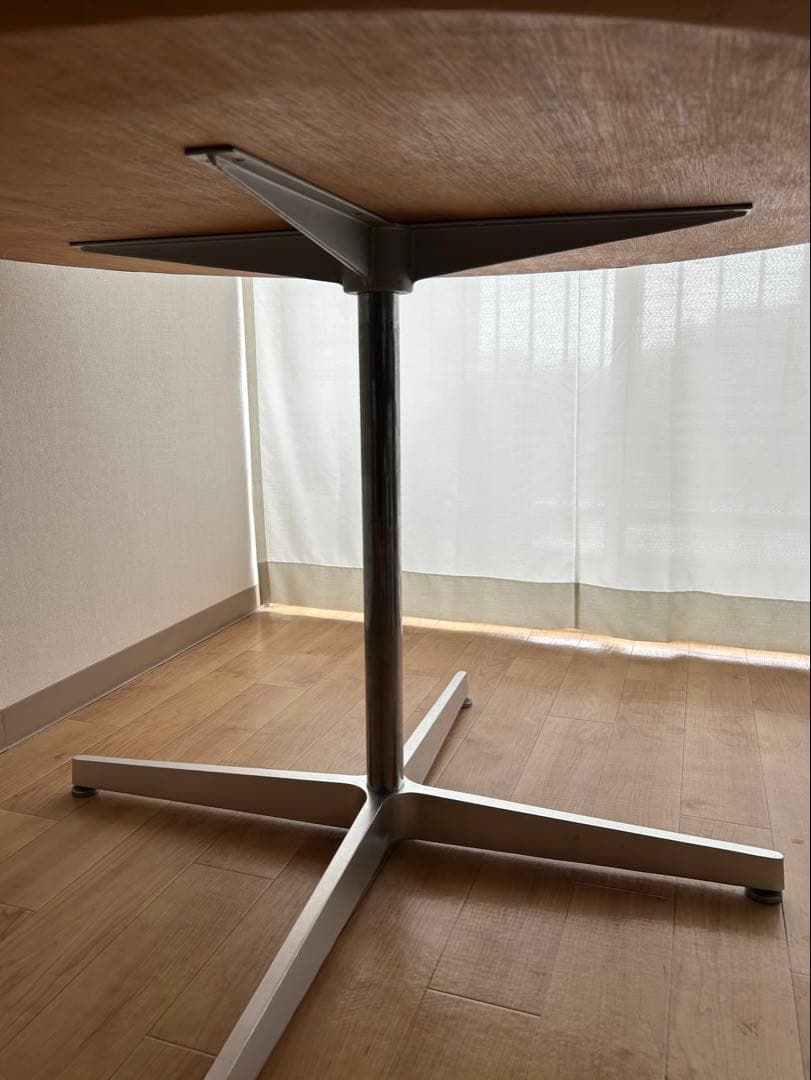 USヴィンテージ ラウンドテーブル