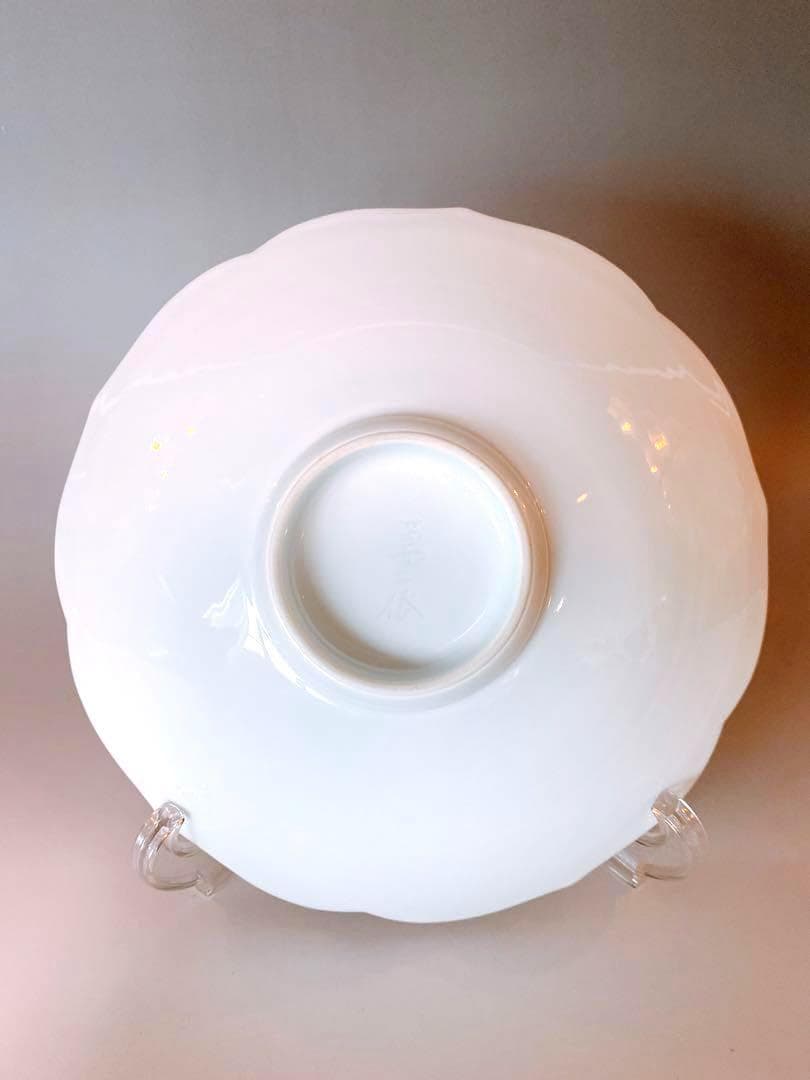 ◇未使用美品◇人間国宝 井上萬二作 白磁 彫文 菓子