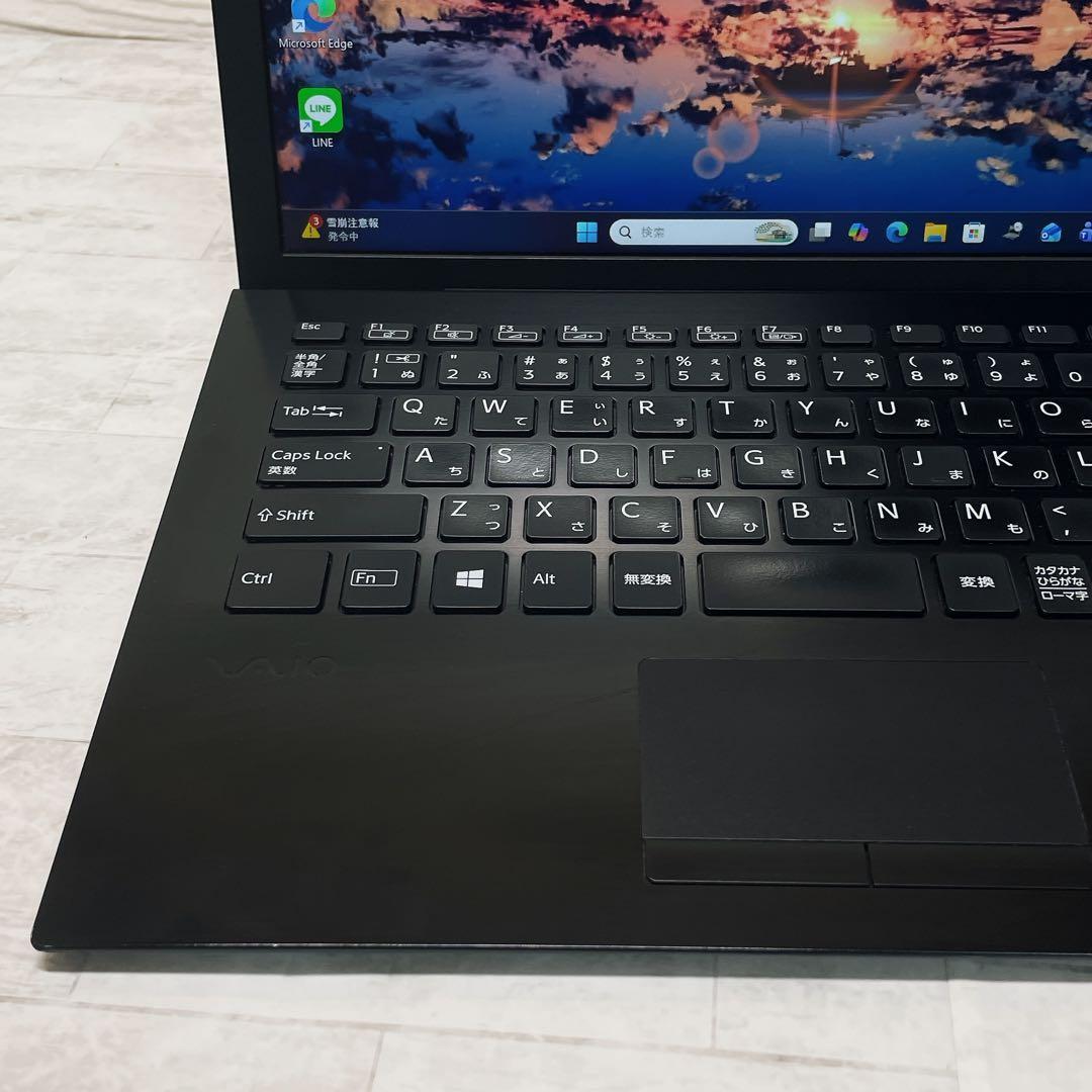 超軽量✨高性能8世代 ノートパソコン SSD VAIO カメラ A4 持ち運び