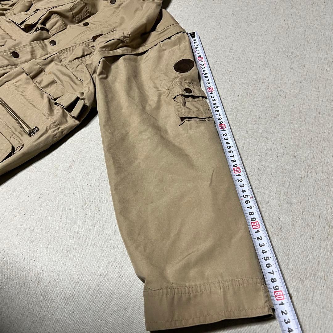 FJALL RAVEN G1000 サバイバルジャケット　多機能　ギミック