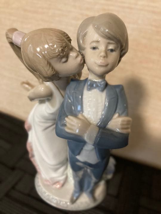 LLADRO リヤドロ陶器人形置物「すてきよ！」