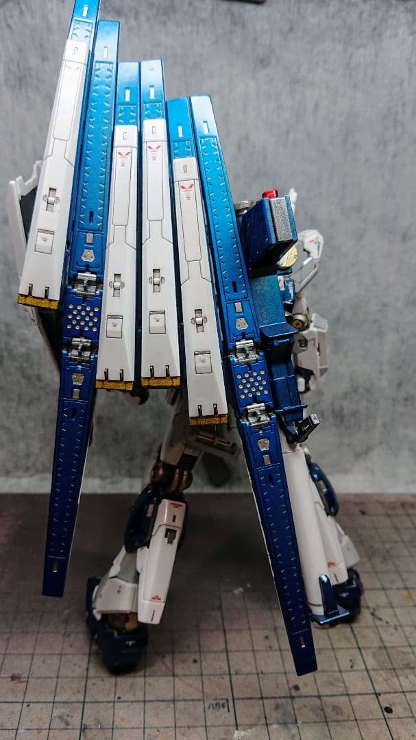RG νガンダム 全塗装品