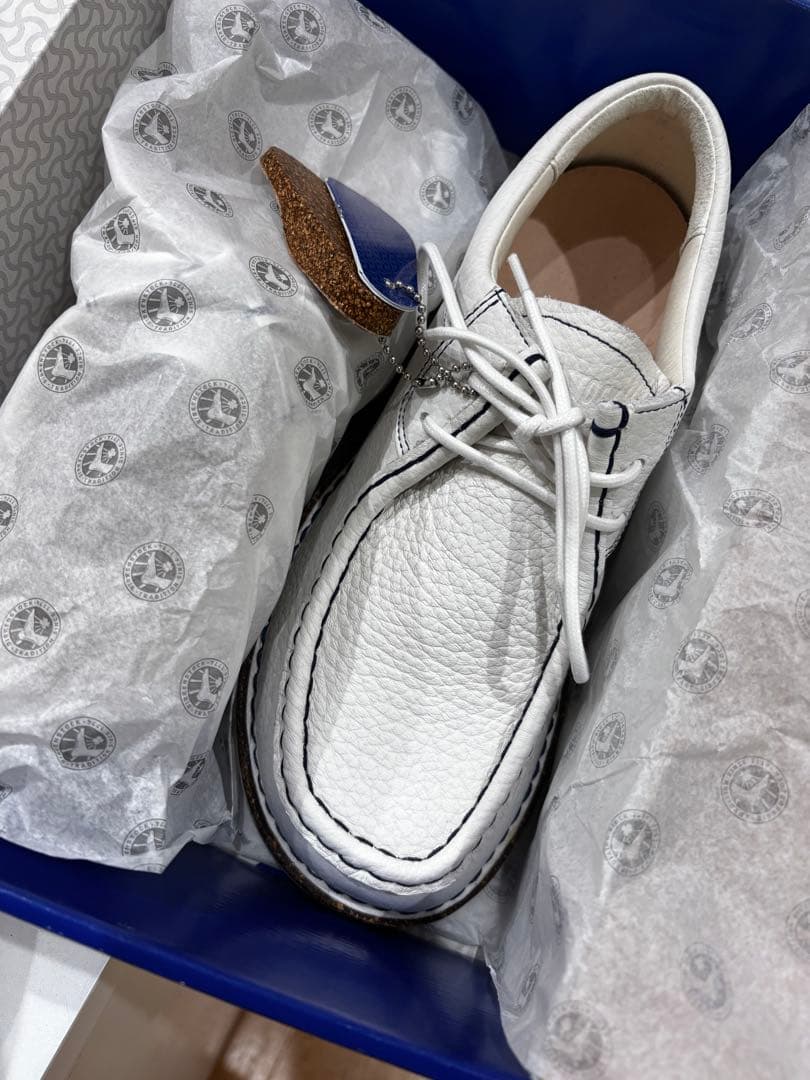 ビルケンシュトック　パサデナ　ホワイト　40 革靴　ギルフォード