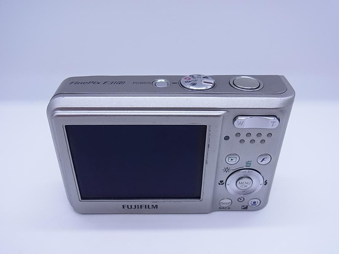 名機】Fujifilm FinePix F31fd シルバー 動作確認済