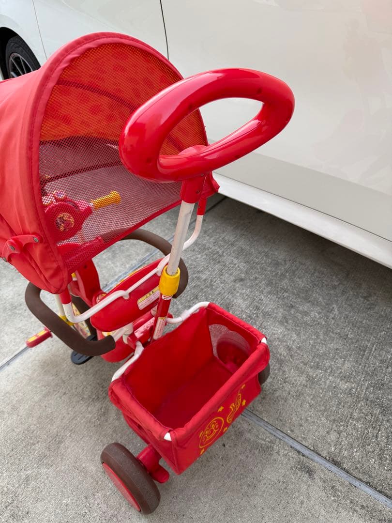 それいけ! アンパンマンデラックスII レッド 三輪車