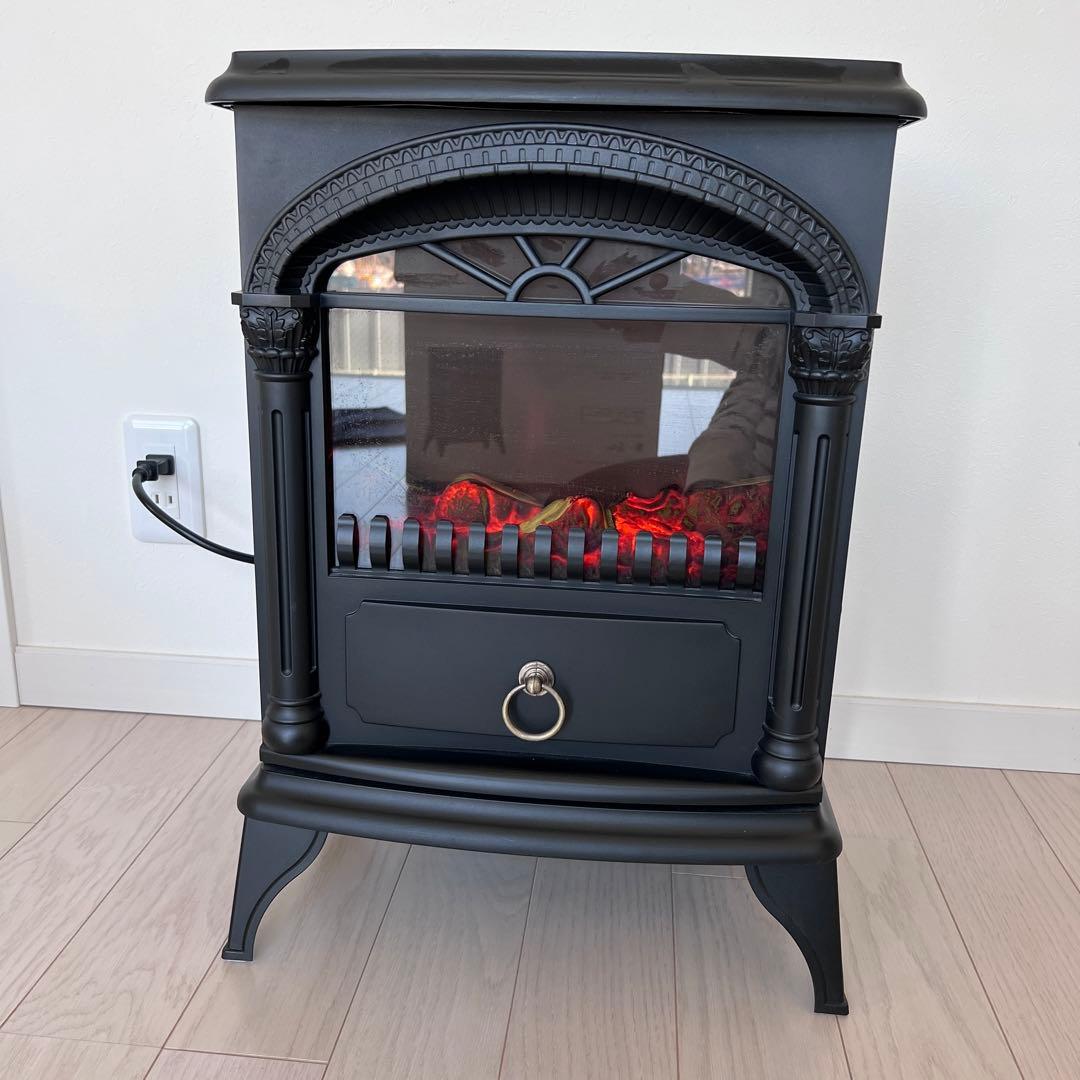 ニトリの暖炉型ファンヒーター