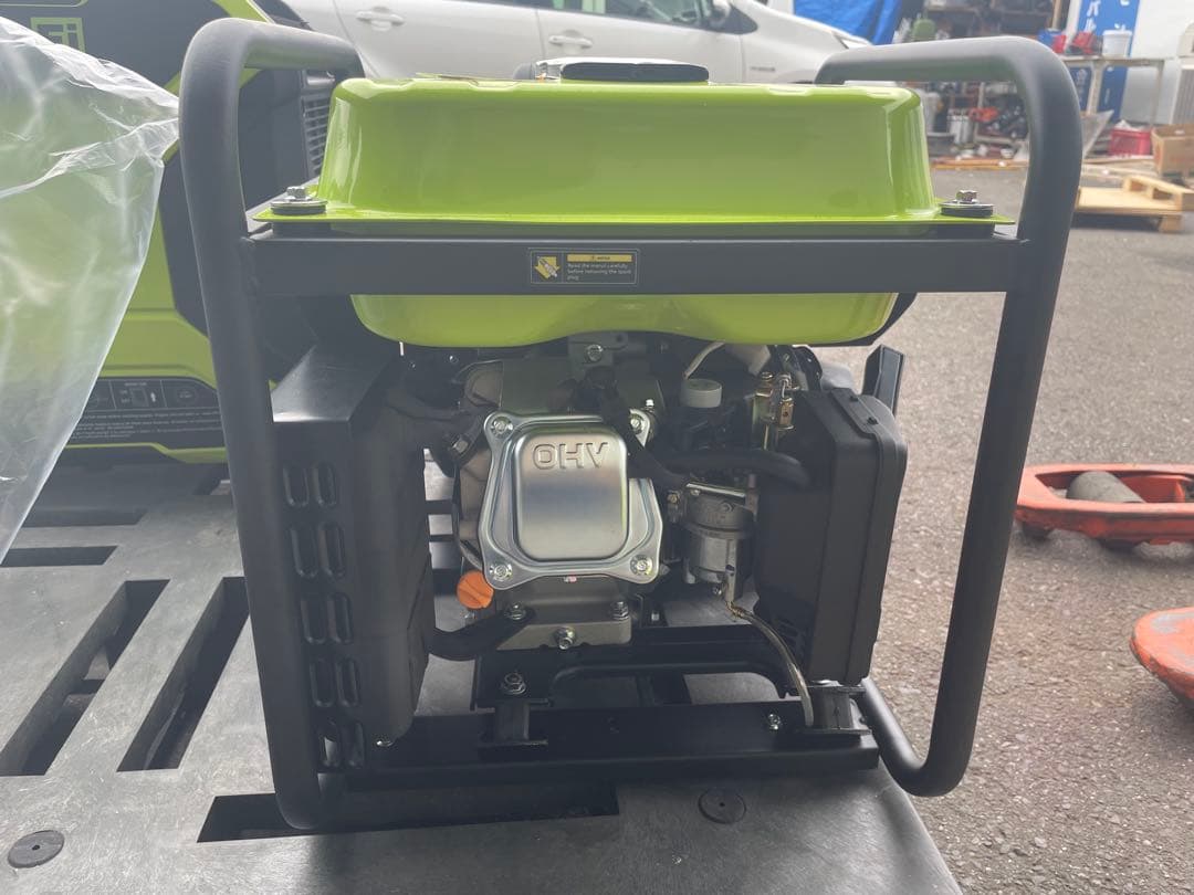 発電機インバーター オープン型 定格出力4.0kVA ガソリン発電機 8L燃料