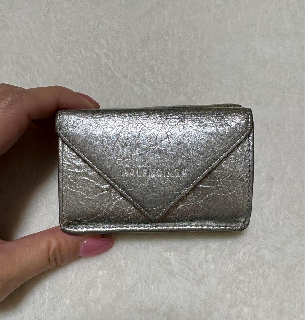 BALENCIAGA バレンシアガ　三つ折りウォレット　シルバー　財布